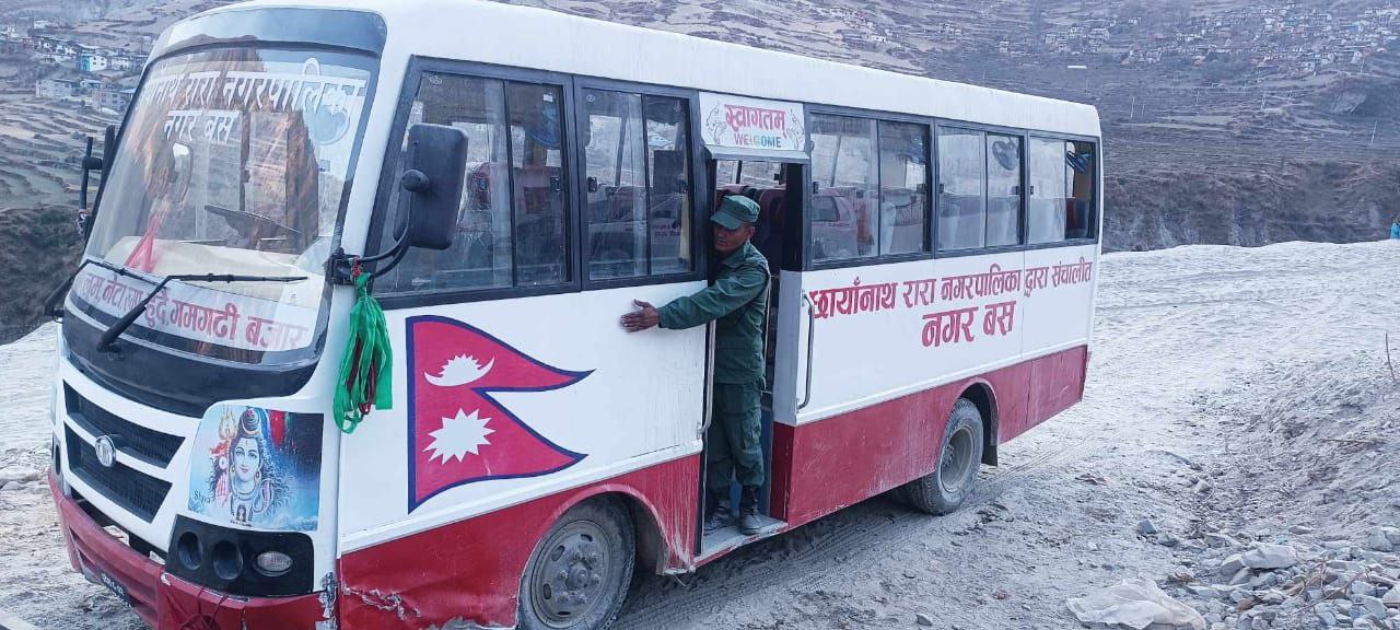 chayanath bus_6.jpg